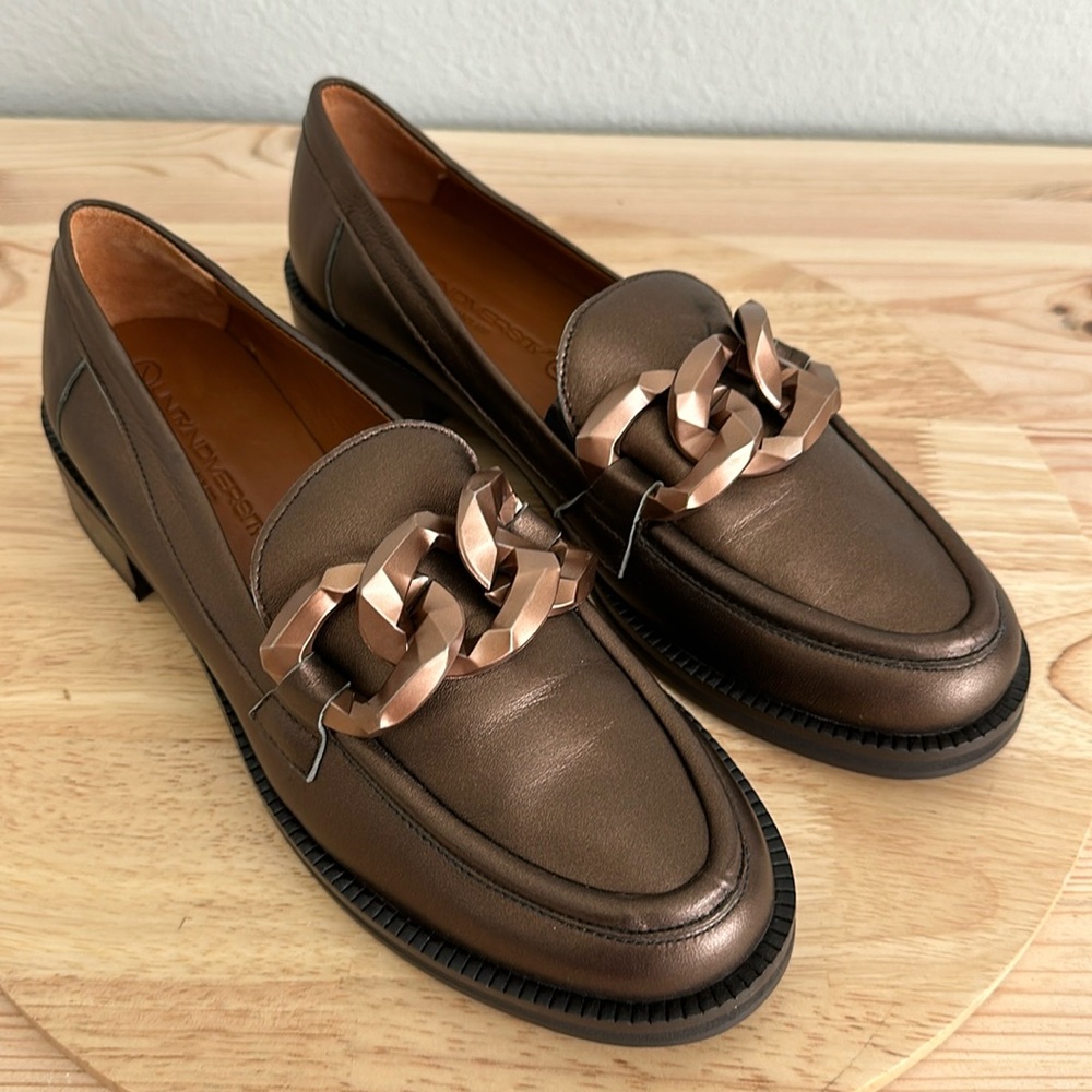 Unity in Diversity Leather Loafer - Martucci